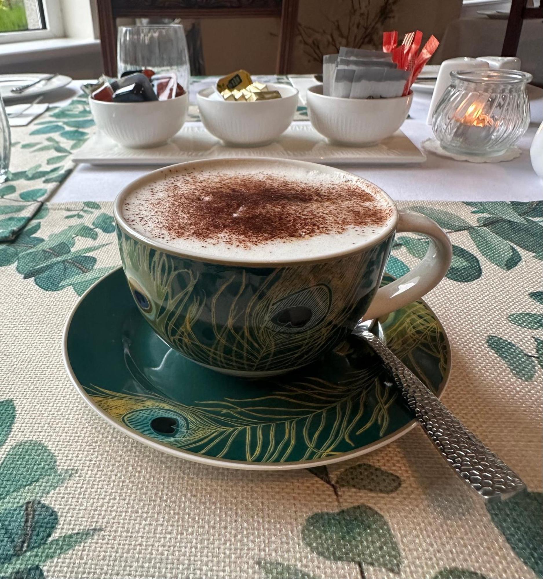 Ardawn House Bed & Breakfast กัลเวย์ ภายนอก รูปภาพ A cup of cappuccino